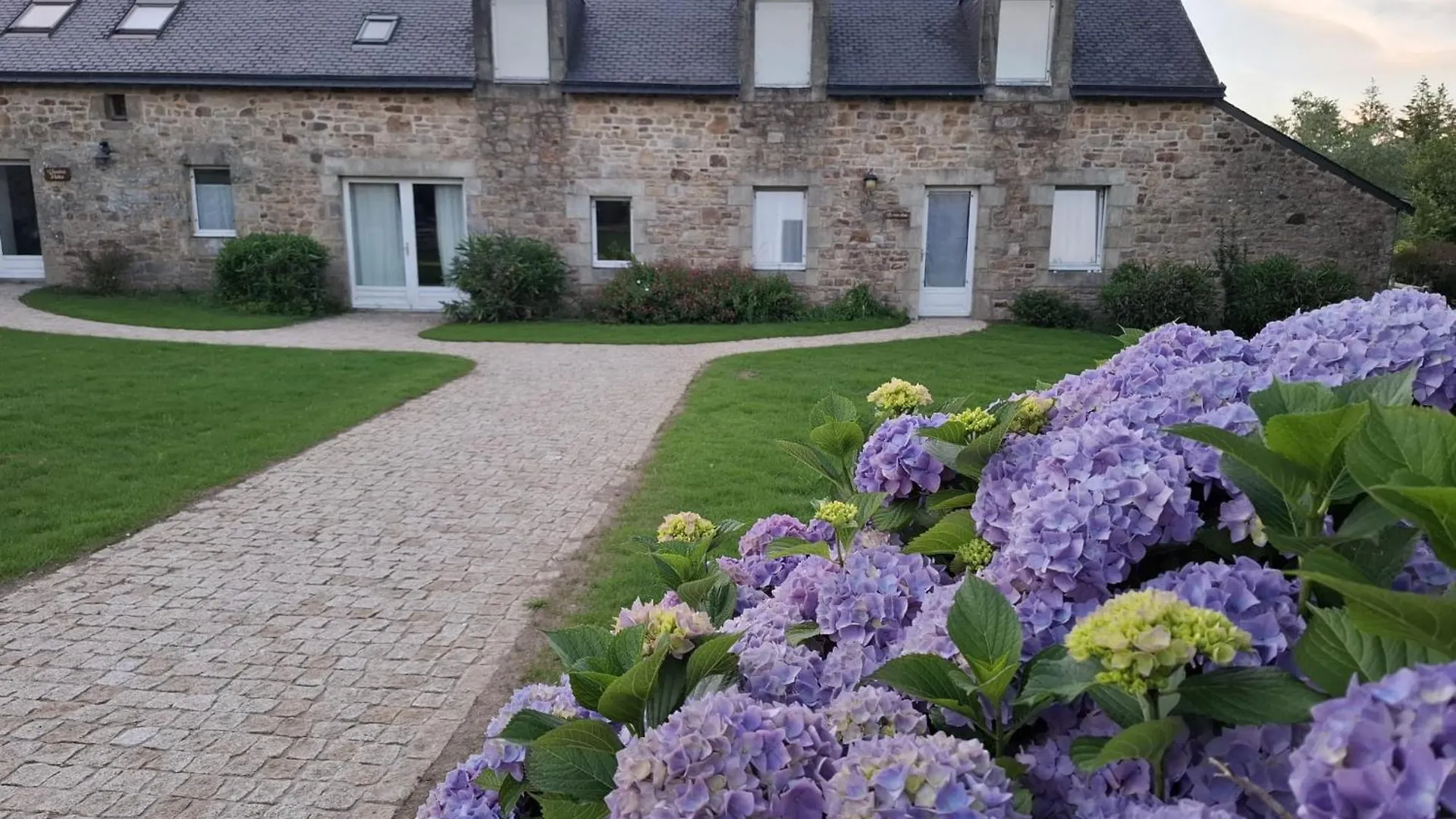 Les Chambres Du Manoir De Kerhel Locoal-Mendon 0*,  Frankrijk